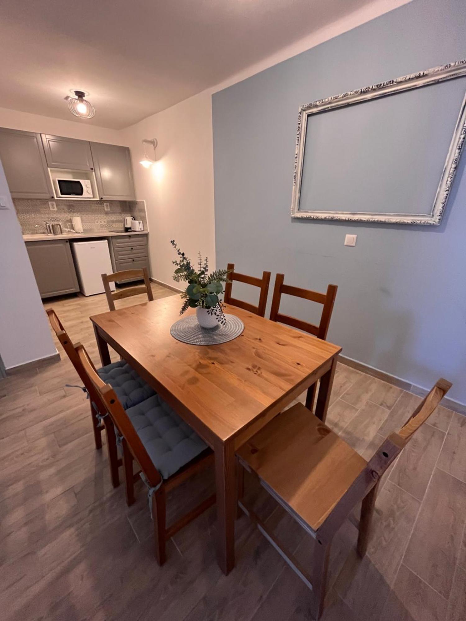 Pacsirta Apartman Grand Егер Екстериор снимка